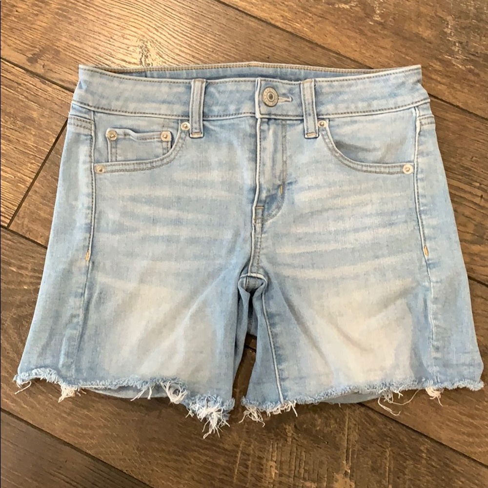 AEO Next Level Stretch Midi Shorts - Picture 2 of 9